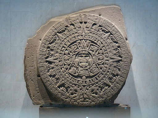 https://upload.wikimedia.org/wikipedia/commons/6/65/Monolito_de_la_Piedra_del_Sol.jpg